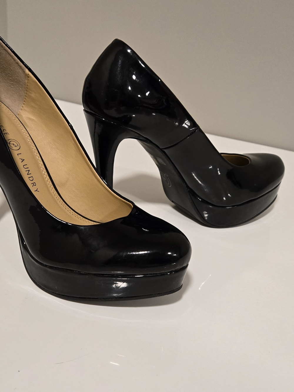 Chinese Laundry Wow Black Patent Platform Heels - Picture 2 of 15